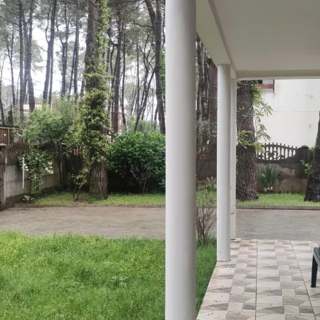 4 Bed Villa-Sleeps 8-Parking-Garden-Sea View