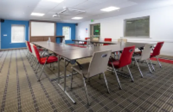 Holiday Inn Express TAUNTON EAST by IHG