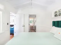 Sunny, downtown family oasis amongst the redwoods Hotels in Mill Valley