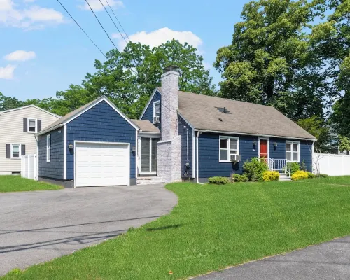 4Br Near Downtown Bristol w/ Yard & Parking Hotels in Bristol