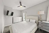 The Southern Nook - For 8 - Holiday bungalows