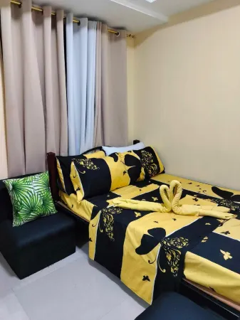 Spacious 1-Bedroom Condo in Quezon City with Private Pool Отели рядом с достопримечательностью «The Immaculate Conception Cathedral of Cubao»