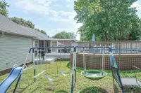 Above-Ground Pool & Backyard at Murfreesboro Home! - Homestays
