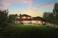 50 miles from Zions Park/Desert Oasis with hot-tub Hotels in Cane Beds