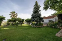 Cuesta del Álamo House | Views in front of Puente Lata