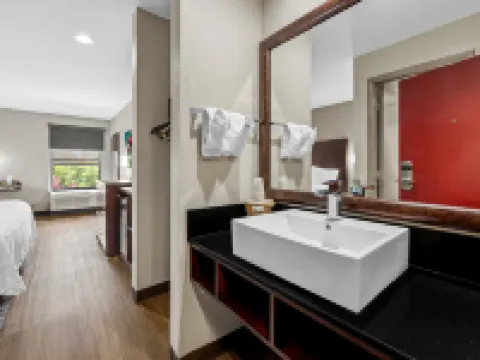 Red Roof PLUS+ Henderson Hotels in Vance County