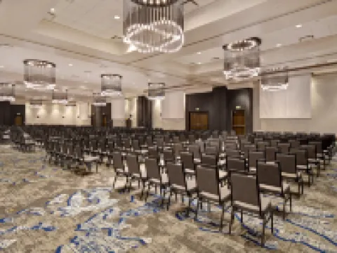 エンバシー スイーツ バイ ヒルトン ローリー ダーラム リサーチ トライアングル ケーリーのホテル