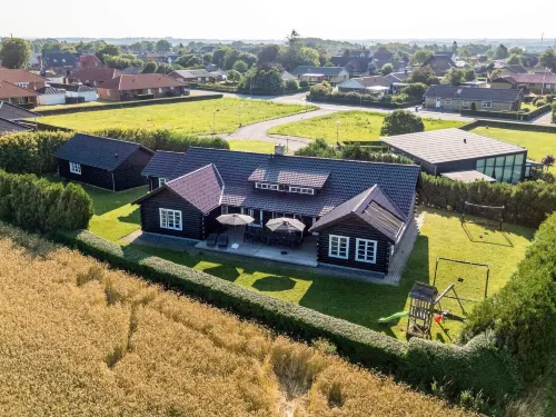 4 Star Holiday Home in Spottrup