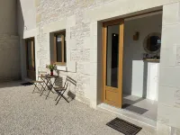 "Studio de la Cour" Hotels in Angliers