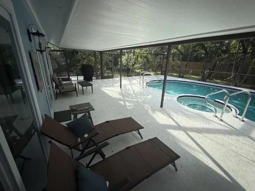 Mermaid Manor – Freshly Renovated 3Br 2BA Stuart Escape with Pool & Patio