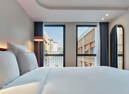 TRIBE Paris Pantin