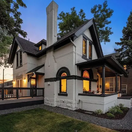 The Clarkson Manor - Relax in Style w/ Outdoor Spa & Game Room