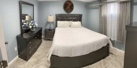 Max luxury getaway Отели в г. Вэлли Стрим