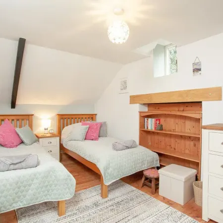 Escape to The Coach House, our picturesque and cosy cottage Отели в г. Окхемптон