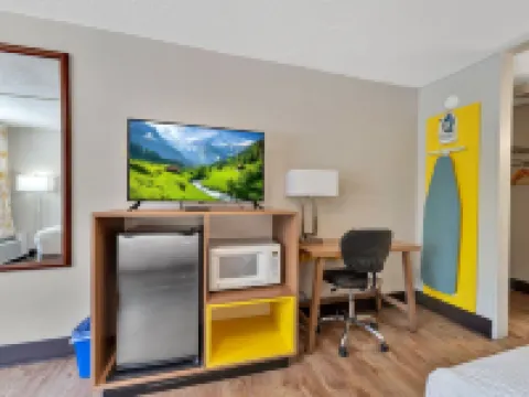 Bristol Parkway Inn Hotels in Bristol