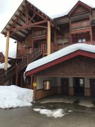 Red Mtn Views, Walk to Lift, 2 Bed, 2 Bath Condo. Fireplace!