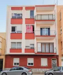 Family apartment near the beach with parking space. Hotels in Benicarlo