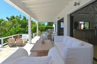 Luxury villa with magnificent sea view