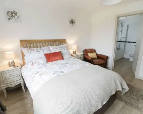 Peaceful home from home cottage beautifully presented in village location. Hotels in Atherstone