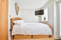 Cosy Central Cardiff Bungalow