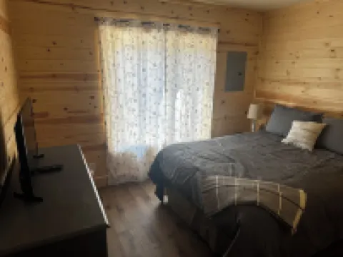 Entire Cabin at Woody Falls Trailhead in Cooke City Hotels in Cooke City