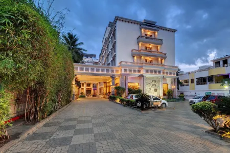 JC Residency Madurai Отели рядом с достопримечательностью «Минкши Амман Темпл»