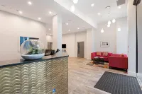 Ramada Suites by Wyndham, Victoria Street West - parking