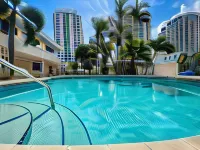 North Beach Hotel