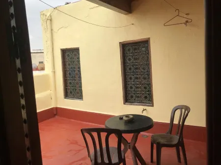 Logement Agreable a la Medina de fes Avec Terrasse Dominant la Vielle Ville