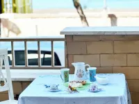 Jade house facing the sea just a stone's throw from Rome Hotels in Ladispoli