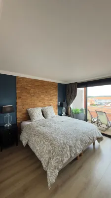 Superb apartment 20 metres from the beach