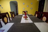 Essy's Homely Furnished Apartment