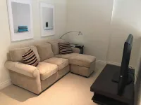 Ideal location for skiing. Fantastic view of Blue Mountain.