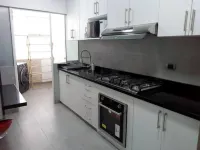 2BR/3BA/1GA/BALC View Av. San Borja Norte Cdra.8 Hotels in San Borja