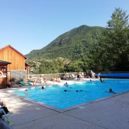 Quiet Residence 700m from Ax-Les-Thermes Town Center. Pets Allowed