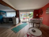 Cozy Solognot cottage in the heart of La Ferté St Aubin with office/playroom.