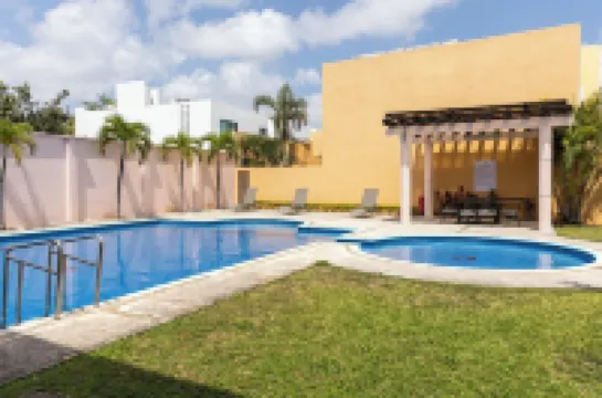 Luxury House 25 for 6-7 p, with Pool Cancun!