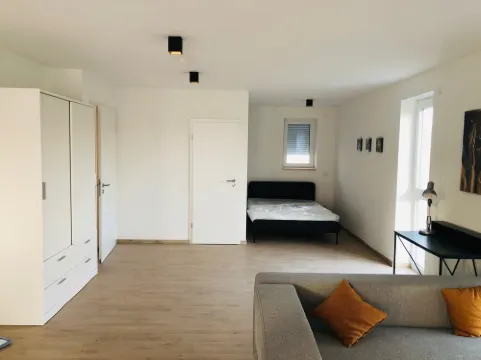 50sqm suite in Heilbronn with its own underground parking garage. Temporary living in Heilbronn a.N