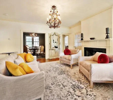 Luxe 2BR home beside downtown historic district Greer, SC