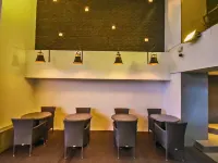 Skyloft Hotel - UST