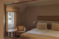 Cbh Donnington & Co (Formerly Donnington Valley Hotel) Hotel a 