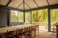 GITE Le saule en scie - 14 pers, SPA all year round Hotels in Nueil-les-Aubiers