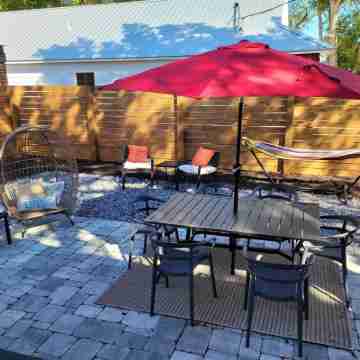 Near Beaches & Historic Downtown • Golf Cart Access • Outdoor Oasis Hotel Exterior