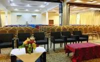 Quinara Al Safir Resort Hotels in Batu Rakit