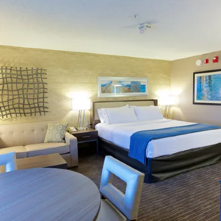 Holiday Inn Express FARGO-WEST ACRES by IHG