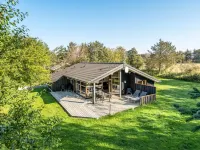 "Emeli" - 1.3km from the Sea Hotels in Lonstrup