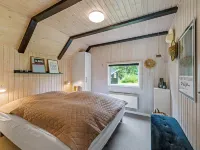 "Arttu" - 2.4km from the Sea