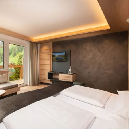 Hotel Alpina