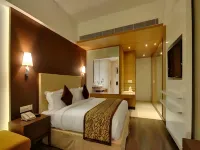 Hotel Platinum - บริการรถรับส่ง