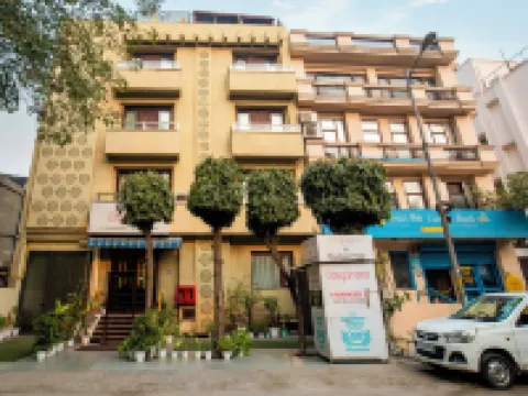 Cosy Grand, Chanakyapuri by the Cosy Hotels Hotels near Turkish Embassy